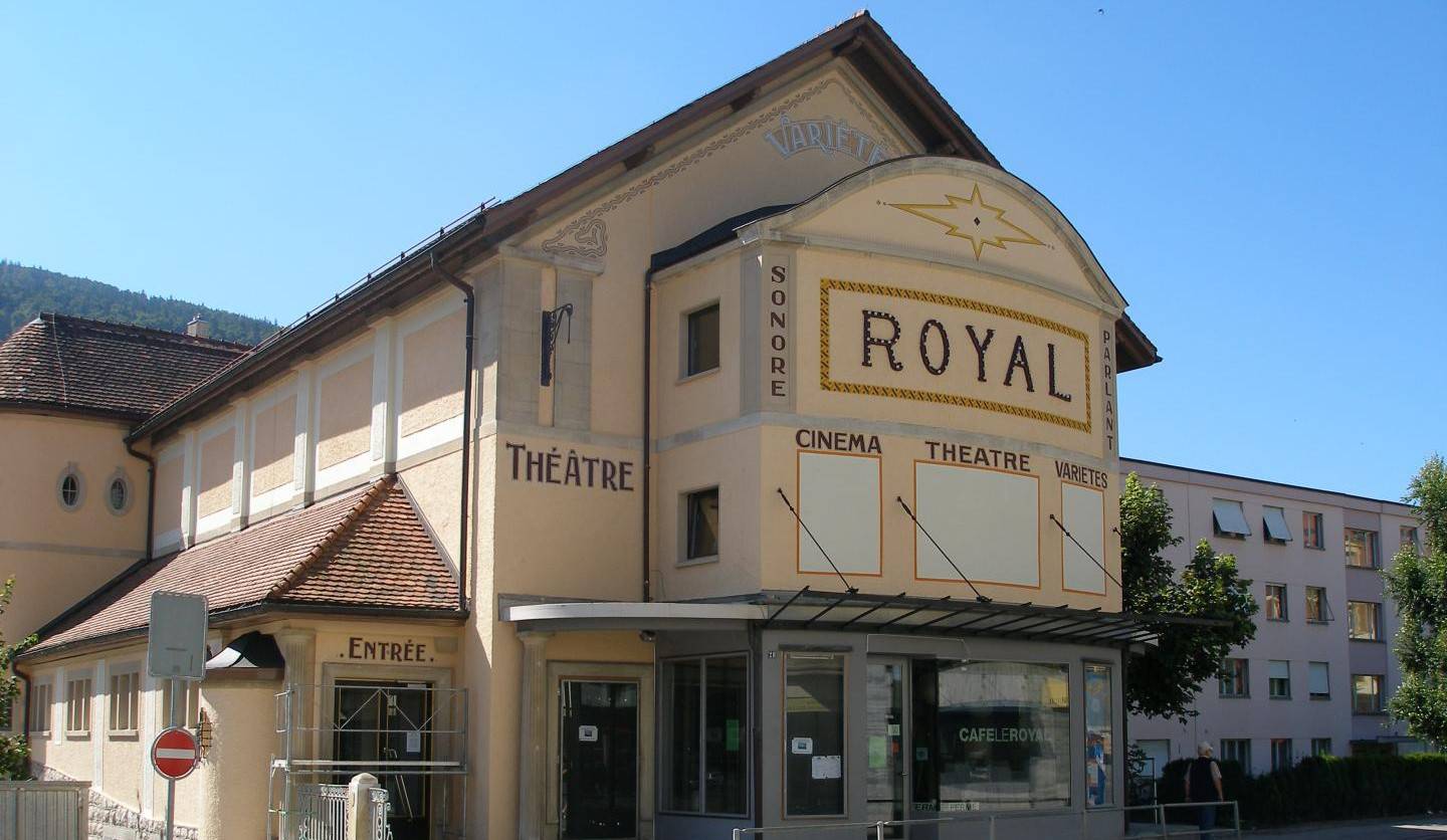 Le cinéma Le Royal à Tavannes, une des douze salles partenaires du Passeport Cinéma. © Le Royal